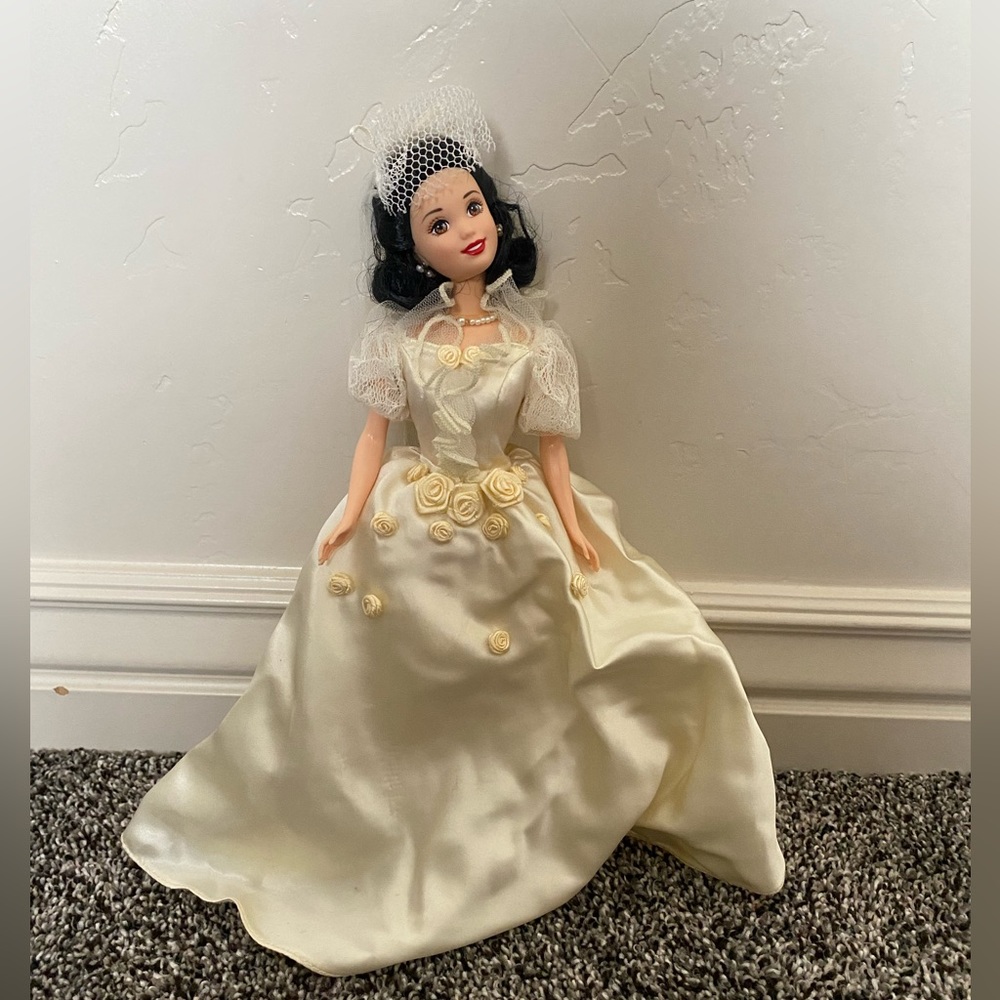 Snow White Wedding Barbie